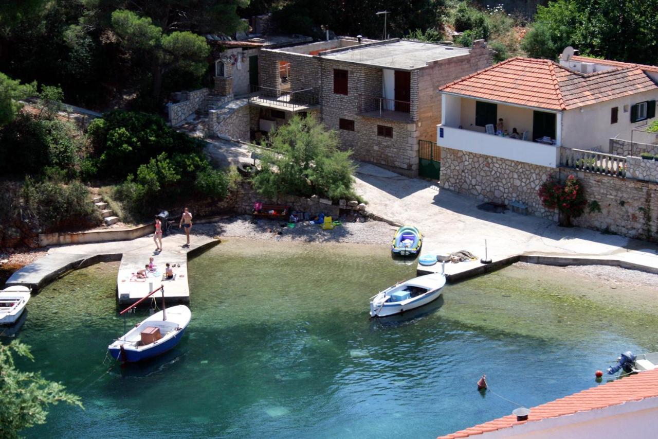 Apartments By The Sea Basina, Hvar - 116 Vrboska Exterior foto
